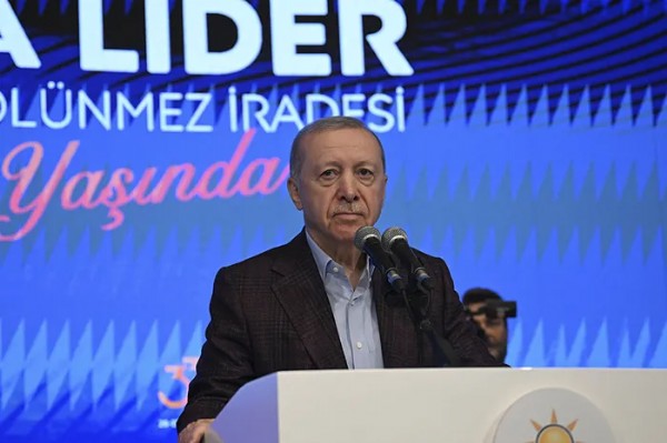 Cumhurbaşkanı Erdoğan'dan Tarihi Mesaj! 'AK Parti Bir Türkiye Kitabıdır'